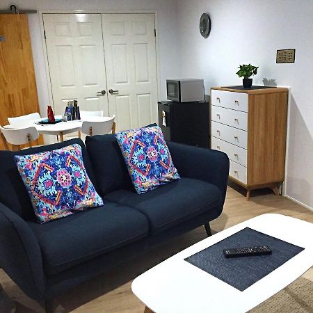 Large Studio Unit Close To Theme Parks 골드코스트 외부 사진